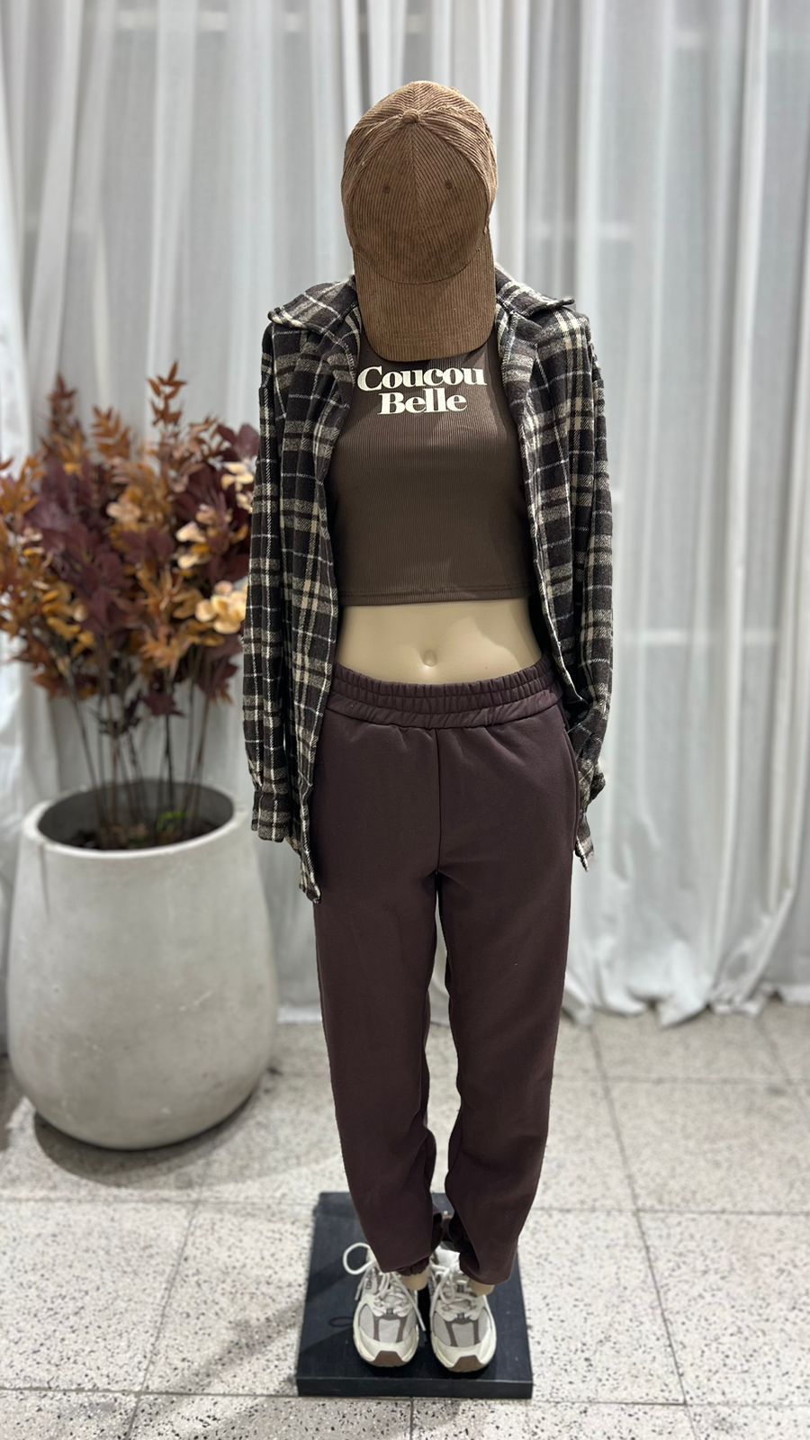 P08 - JOGGER BOLSILLOS - FRIZA