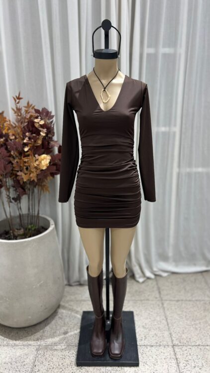 V59 - VESTIDO ESCOTE V FRUNCE LATERAL - MICROFIBRA - Imagen 3