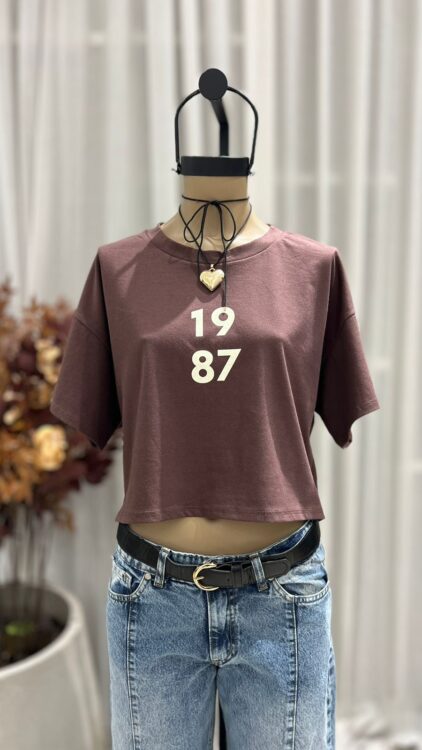 R26 - REMERA CROP " 1987 " - JERSEY - Imagen 2