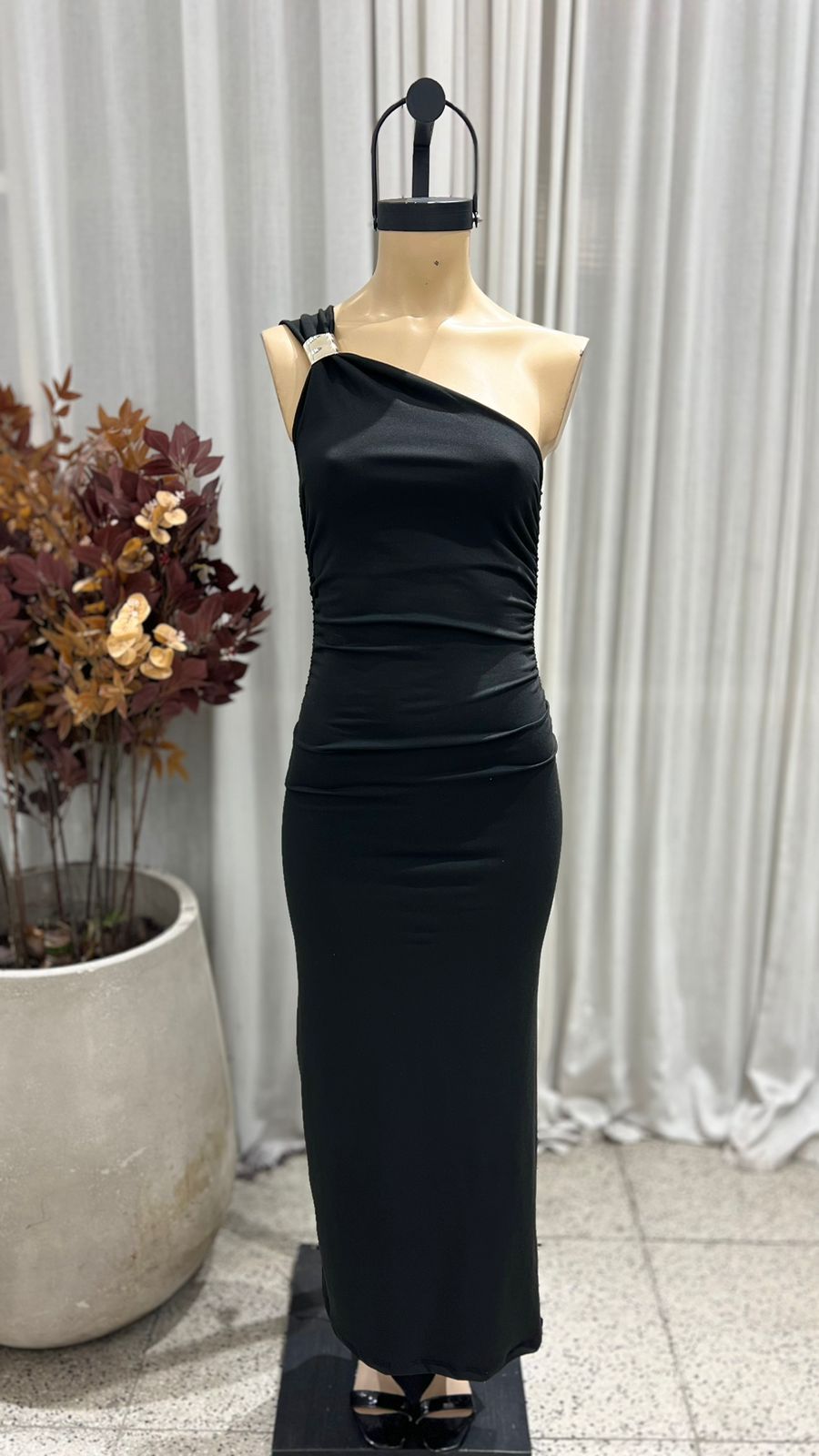 V76 - MAXIVESTIDO UN HOMBRO ACCESORIO "ATHENA" - MODAL GAMUZADO