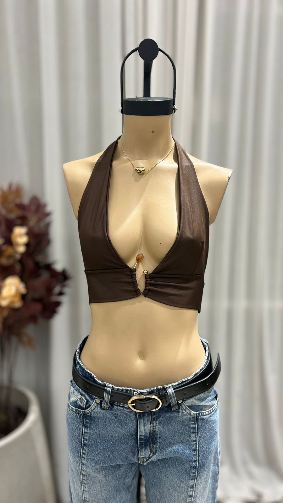 T255 - TOP MARILYN CORTO ARGOLLA PIEDRA - MICROFIBRA