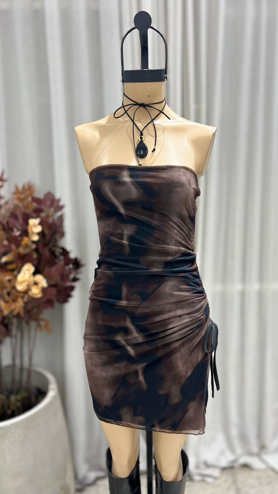 V89 - VESTIDO STRAPLESS FRUNCE - MICROTUL SUBLIMADO