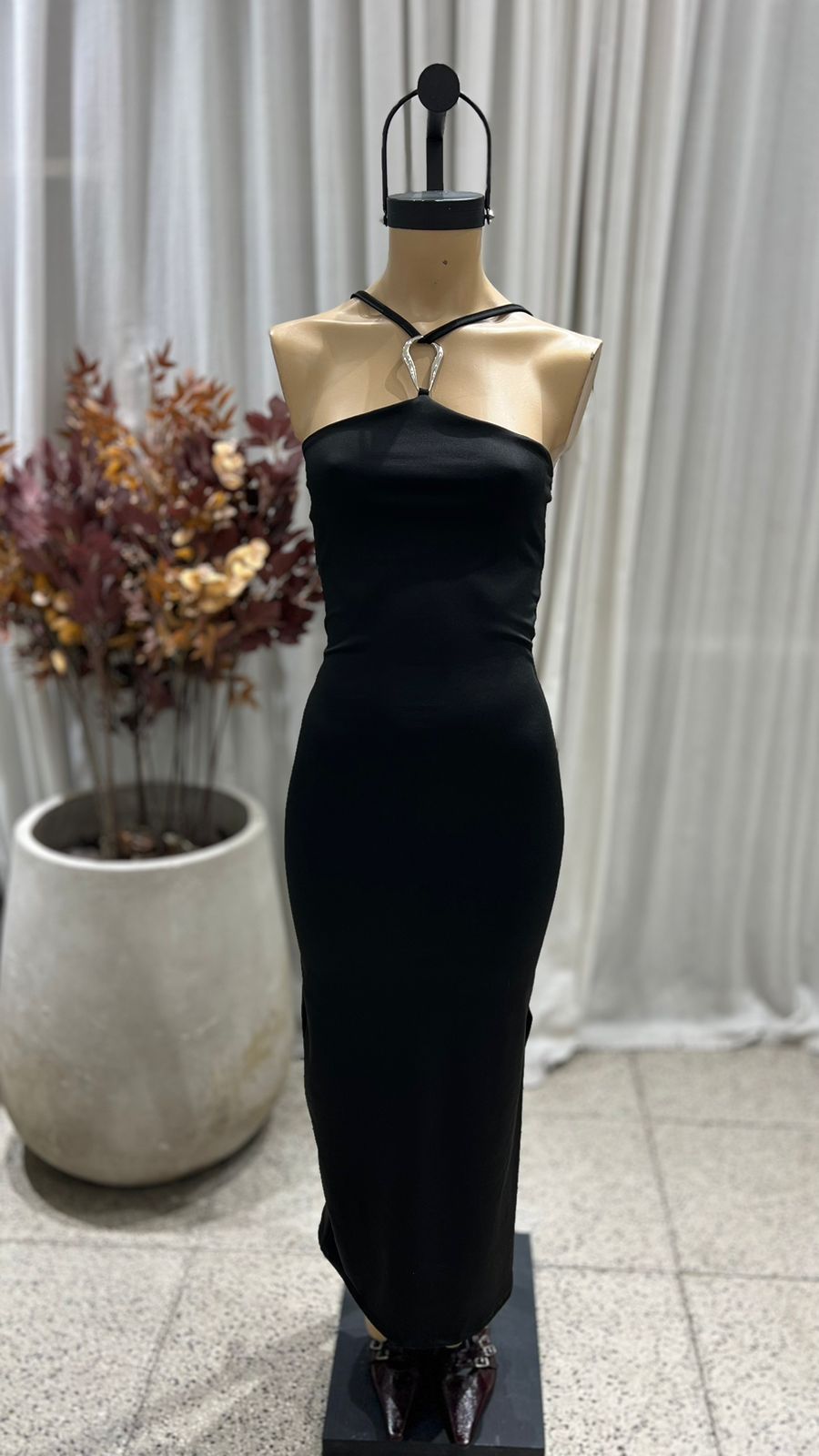 V103 - MAXIVESTIDO CHOKER ACCESORIO GOTA - MICROFIBRA