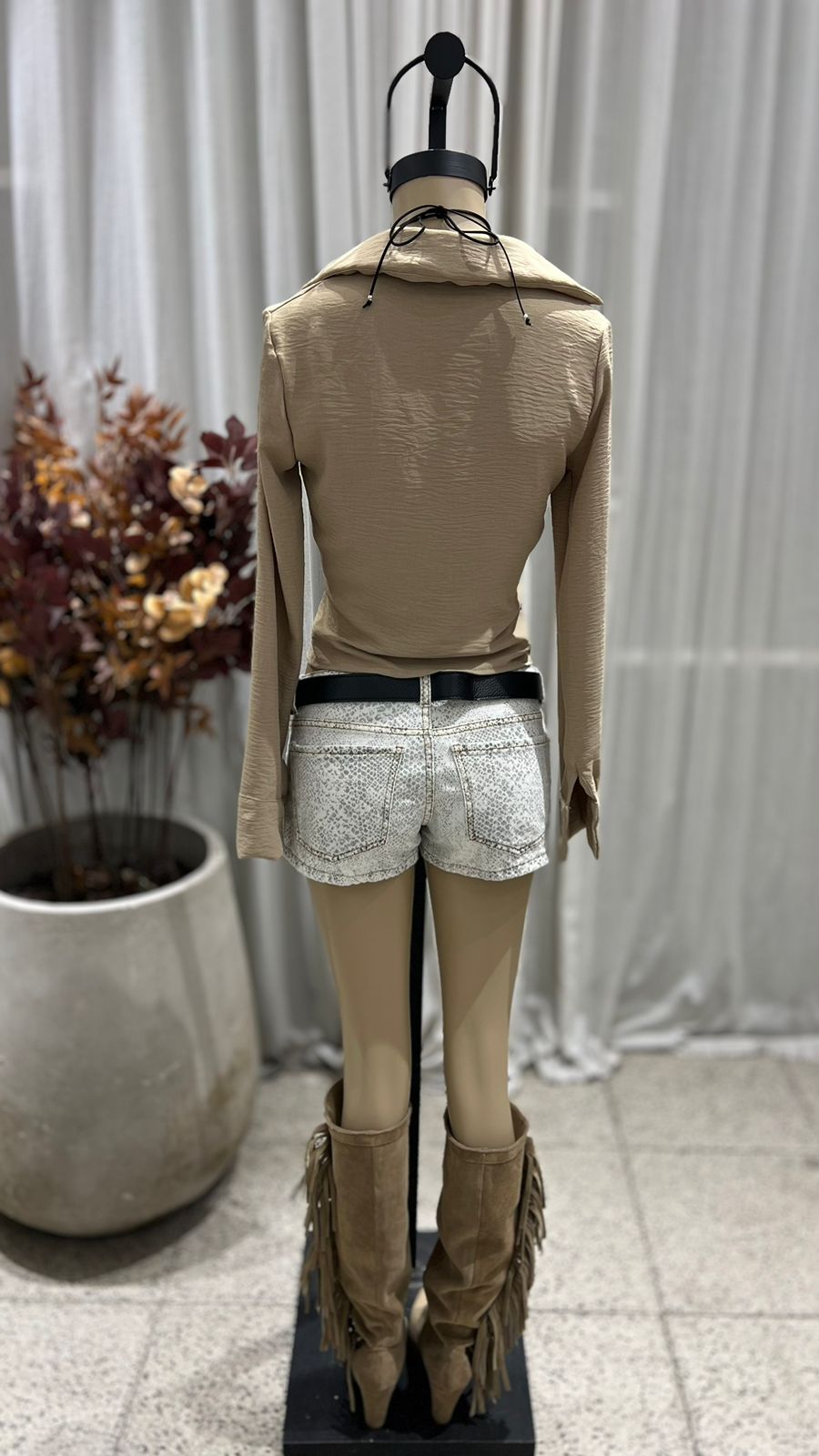 C40 - CAMISA M/L ENTALLADA - SEDITA LISBOA - Imagen 4