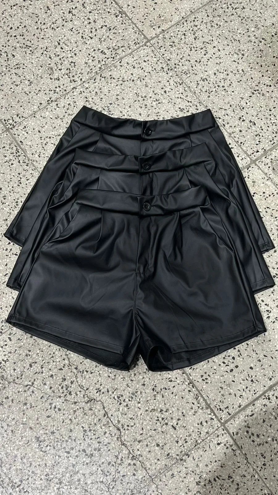 P13 - SHORT SASTRERO - CUERINA - Imagen 2