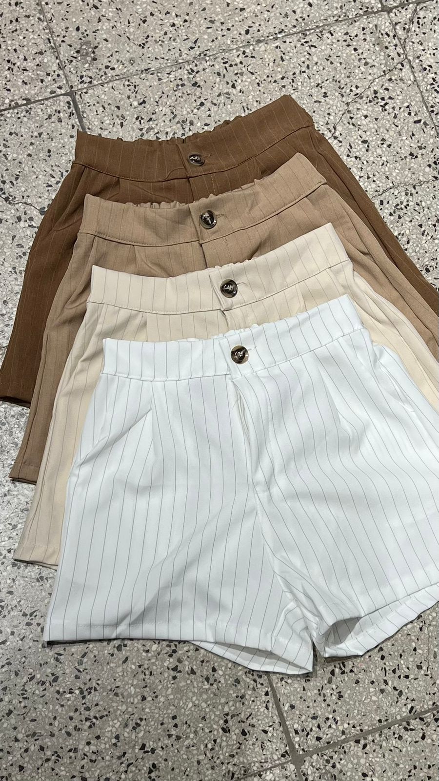 P90 - SHORT SASTRERO - CREP RAYADO