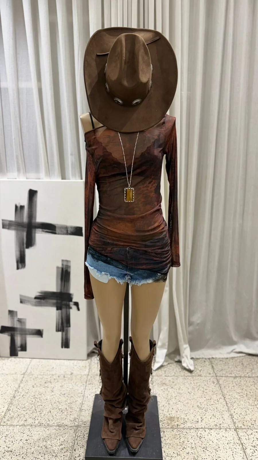 T415 - TOP M/L PICO PUNTILLA - MICROTUL SUBLIMADO