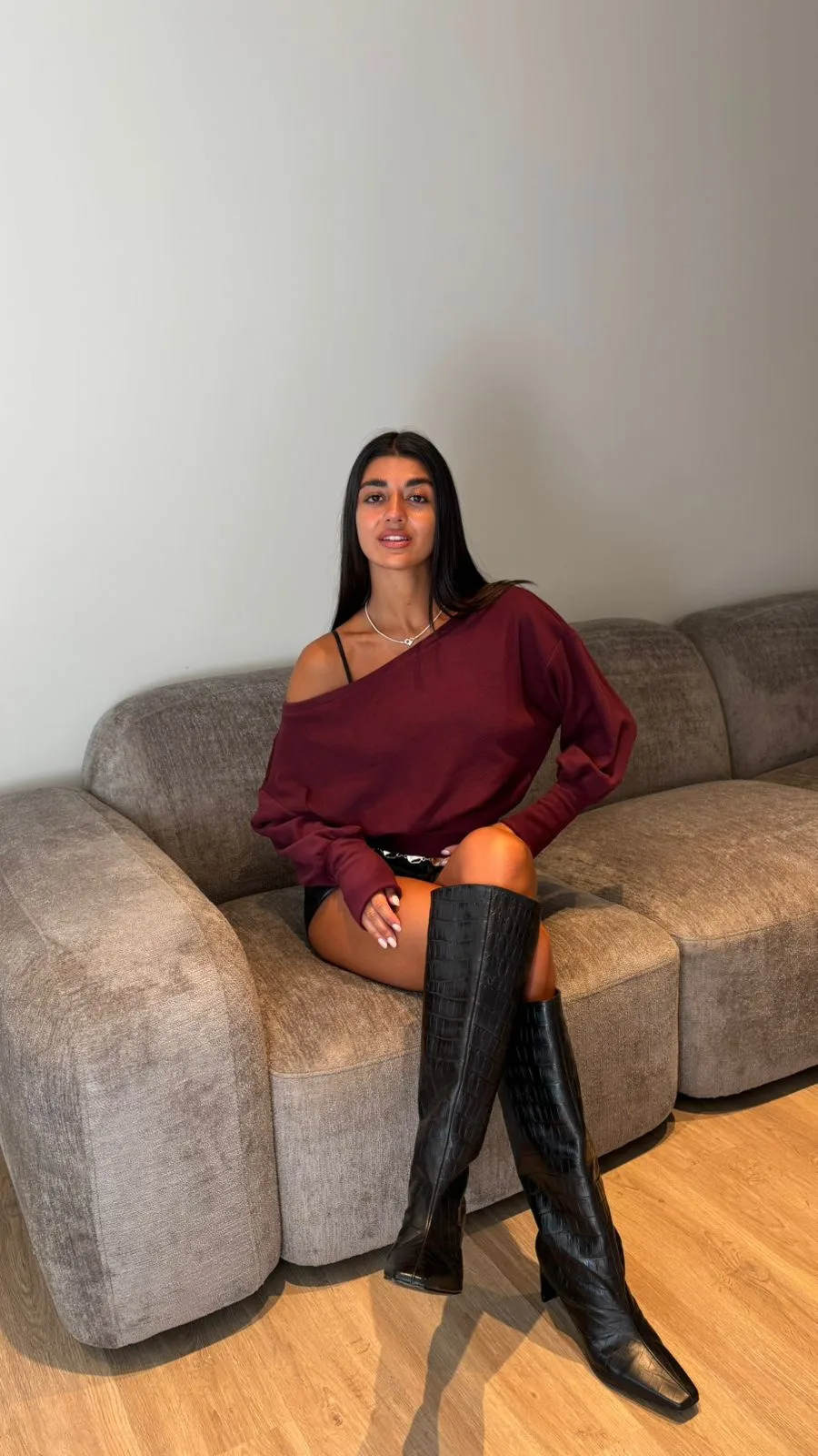 26/B05 - BUZO FAJA HOMBRO CAIDO - DARLON