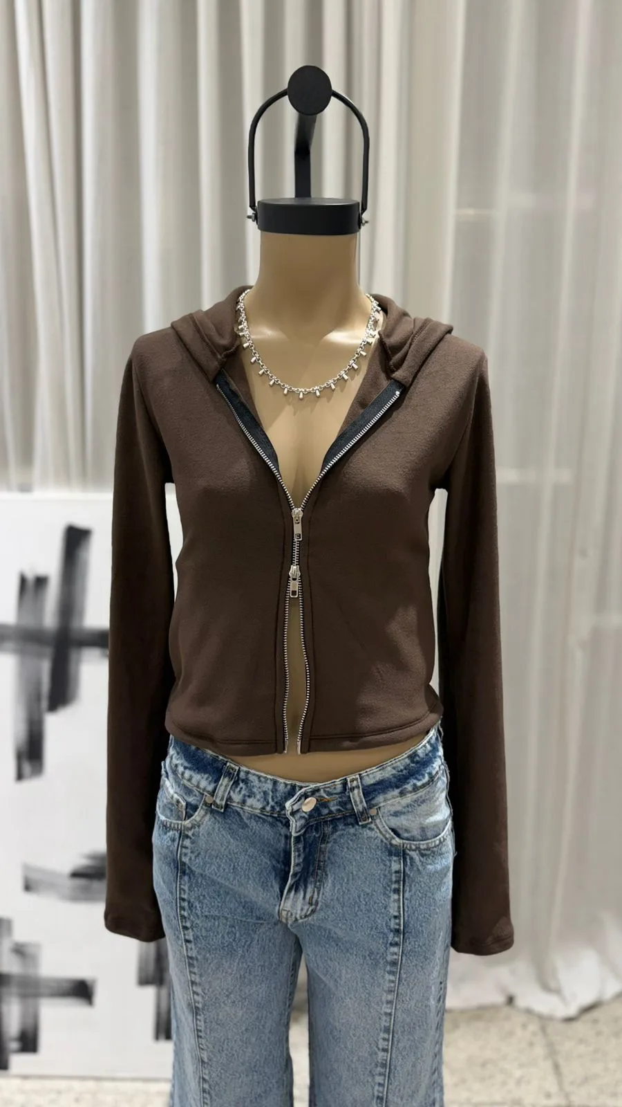 26/T29 - TOP CIERRE DOBLE CON AGUJERO P/DEDO - DARLON - Imagen 4