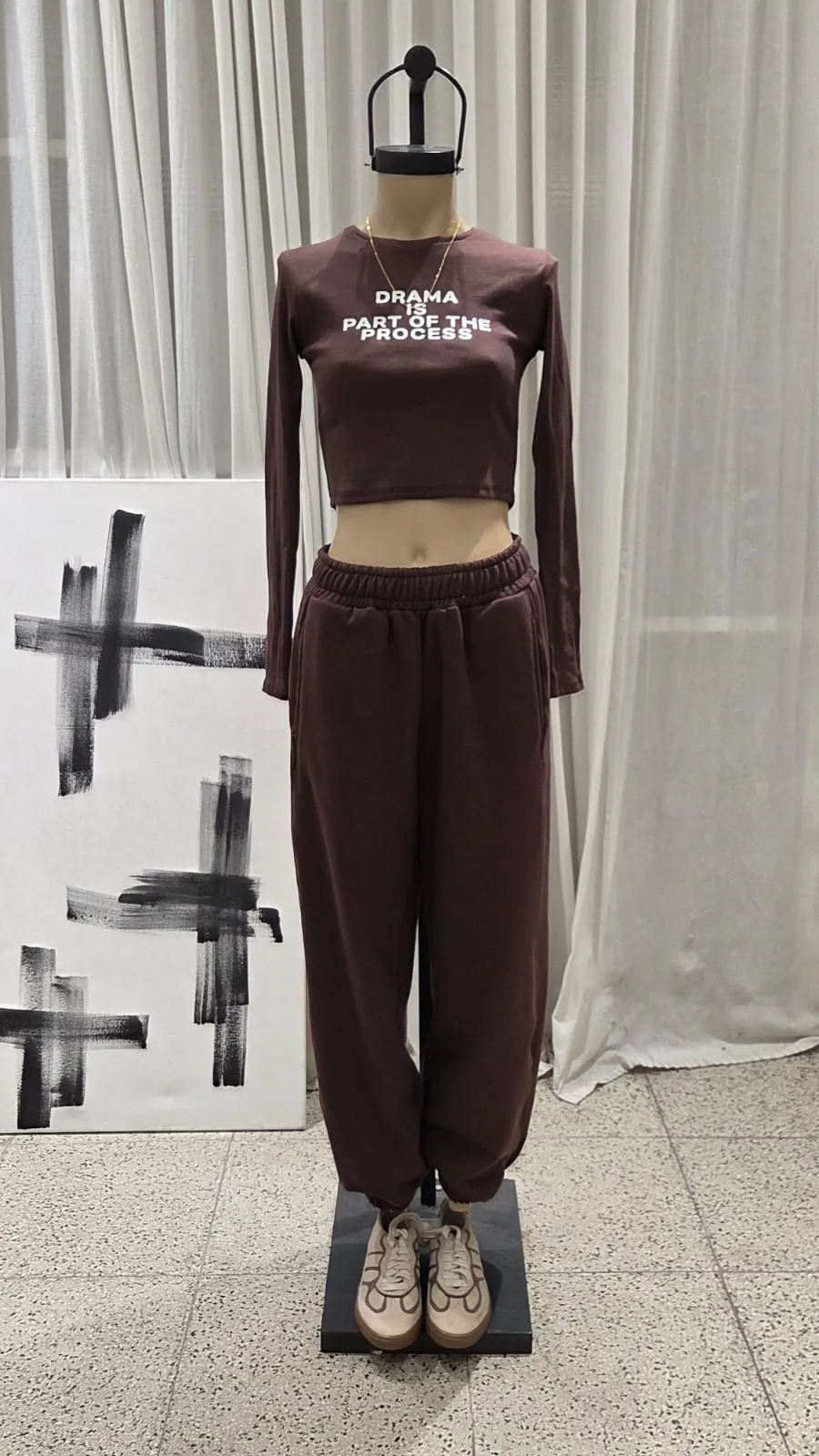 26/P08 - JOGGER BOLSILLOS - FRIZA