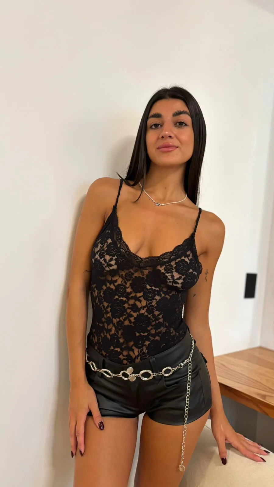 26/BB09 - BODY BRETEL ESCOTE PUNTILLA - ENCAJE FLOCK