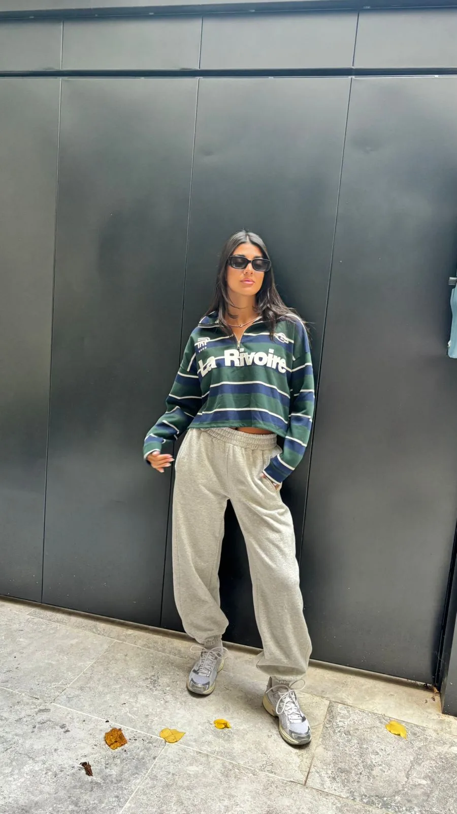 26/P10 - JOGGER BOLSILLOS - FRIZA