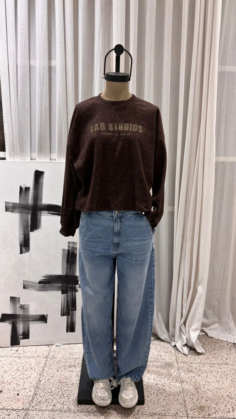 26/B09 - BUZO PUÑOS "LAB" - MORLEY BRUSH