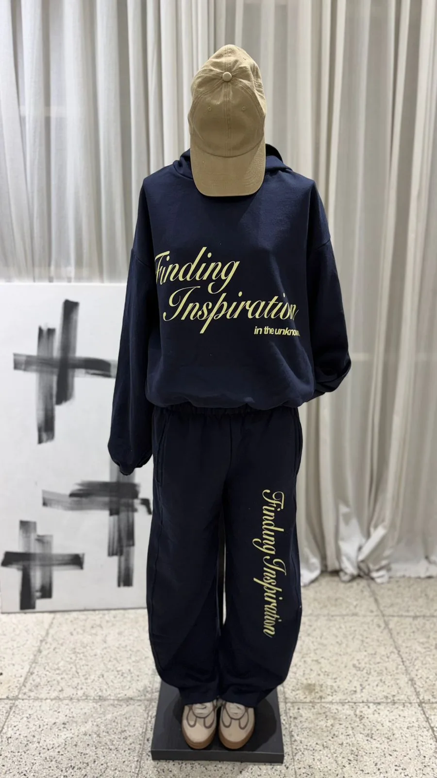 26/B13 - BUZO CAPUCHA "INSPIRATION" - FRIZA