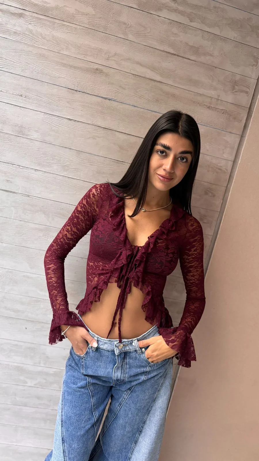 26/T50 - TOP M/L VOLADITOS CORDON - ENCAJE