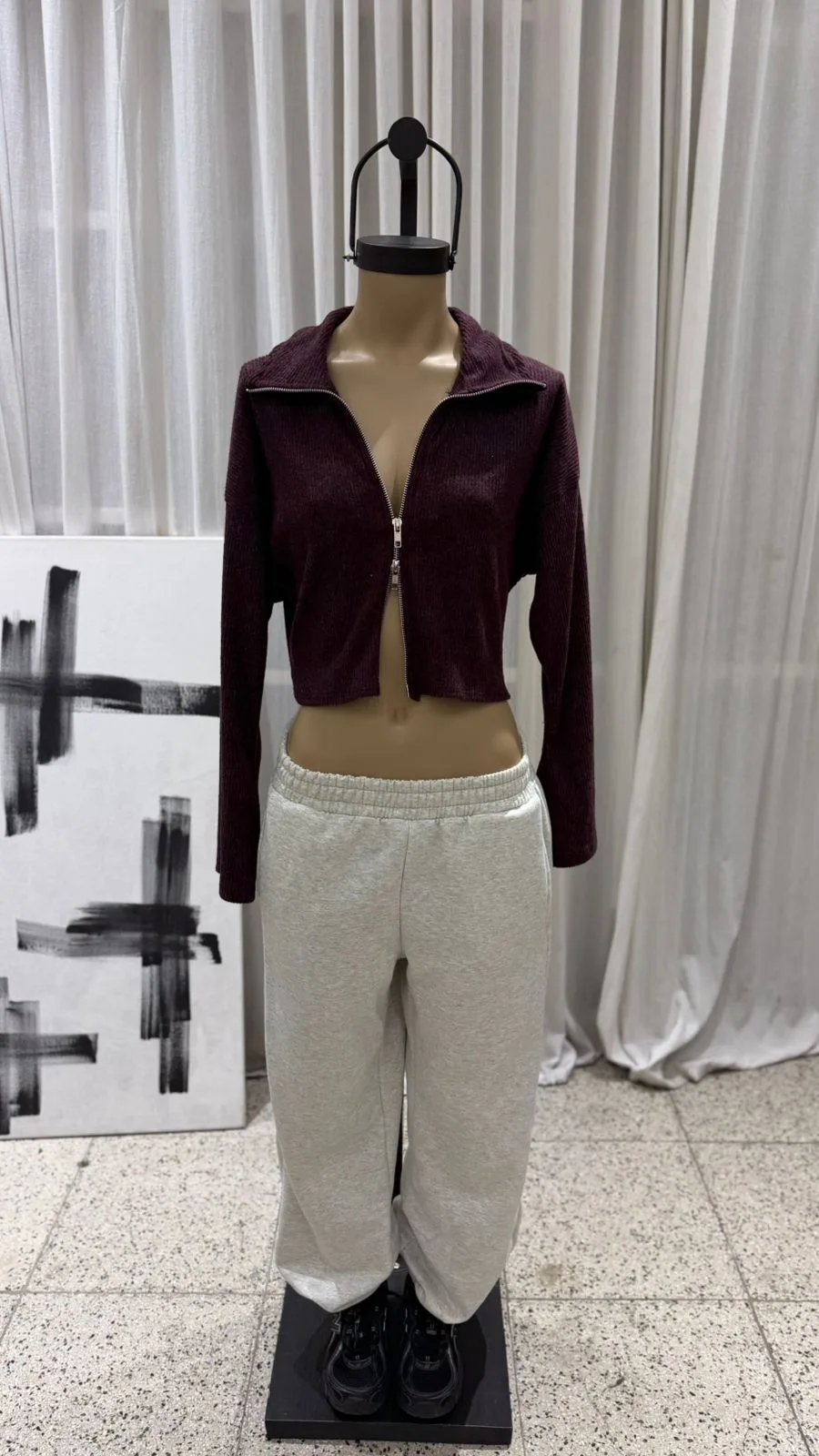 26/P10 - JOGGER BOLSILLOS - FRIZA - Imagen 5