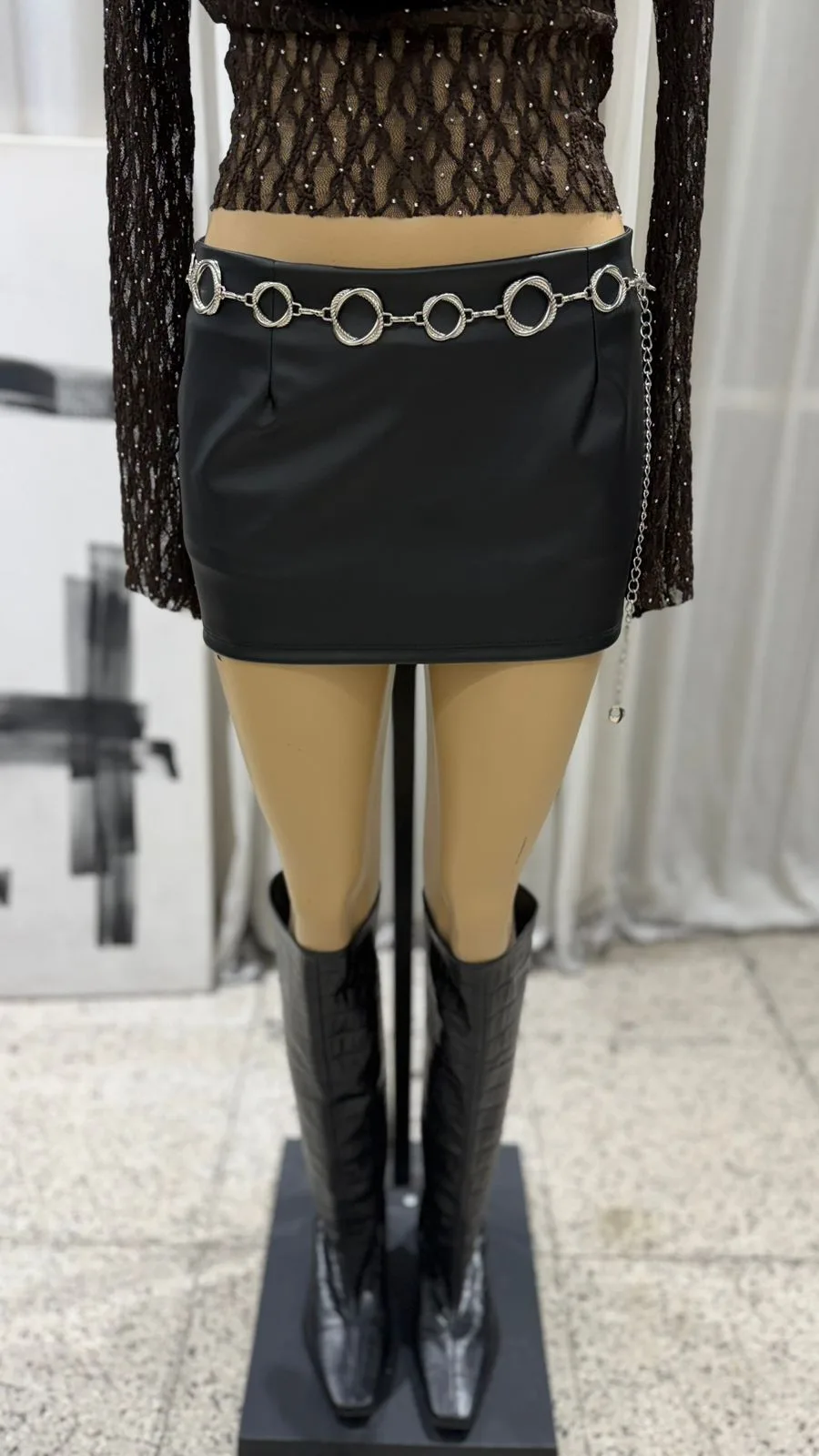 26/P01 - SKORT CIERRE Y PINZA T.B – CUERINA
