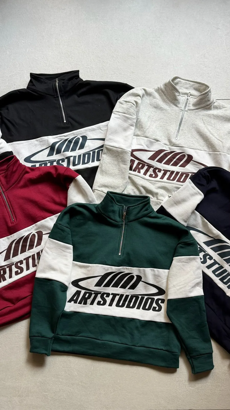 26/B15 - BUZO CIERRE "STUDIOS" - FRIZA - Imagen 5