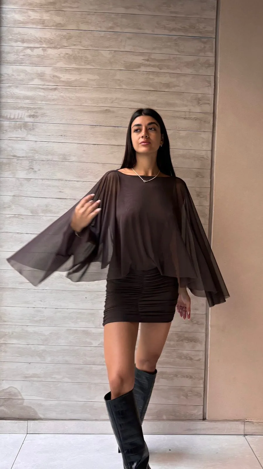 26/V45 – VESTIDO MANGA MURCIELAGO S/ ESPALDA – MICROTUL