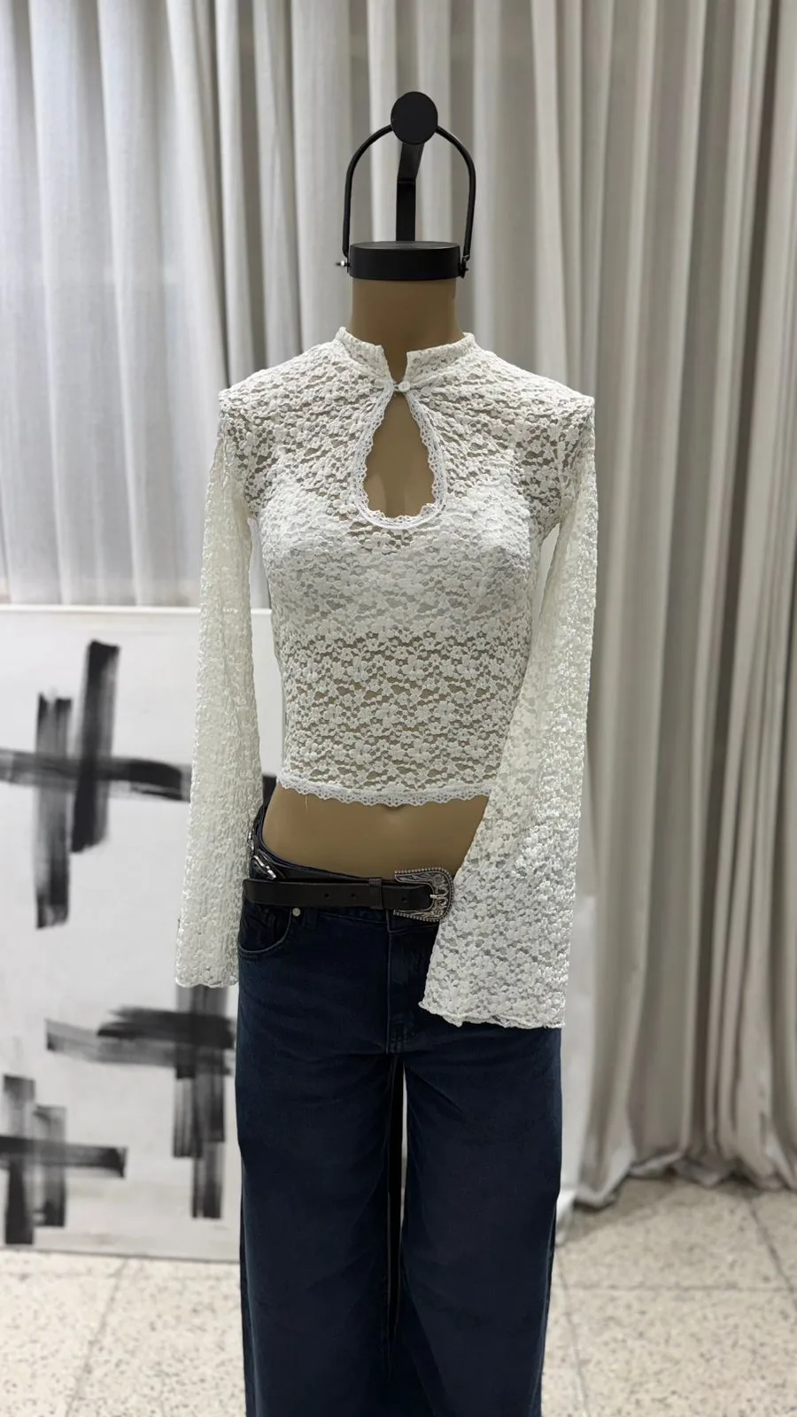 26/T140 – TOP M/L CUELLO MAO PUNTILLA – ENCAJE