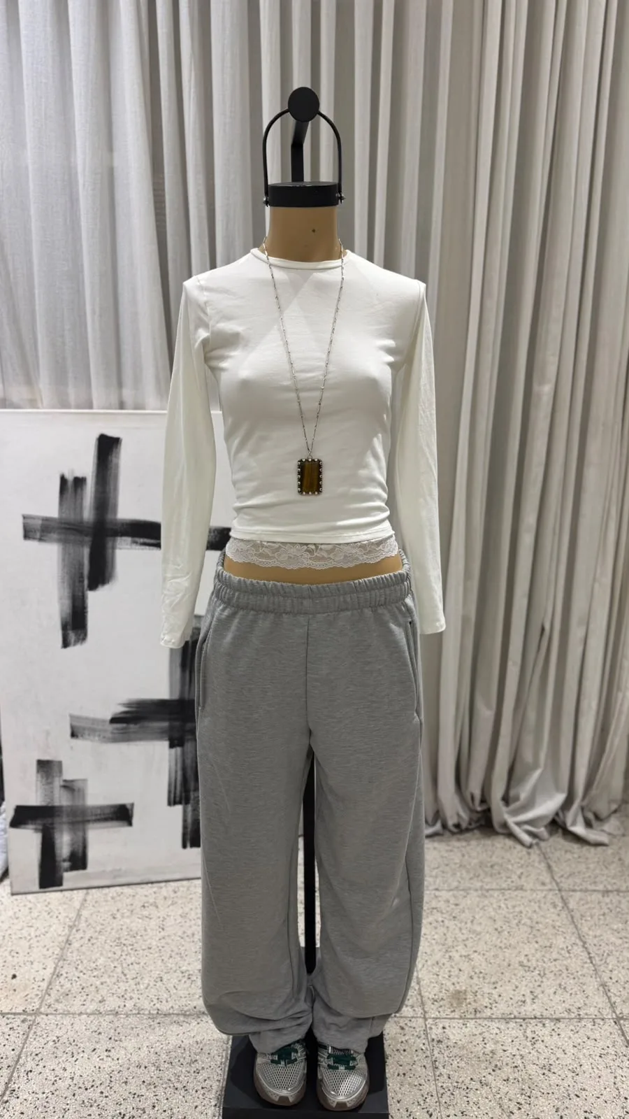 26/P37 - JOGGER BARREL FIT - RUSTICO FRIZADO