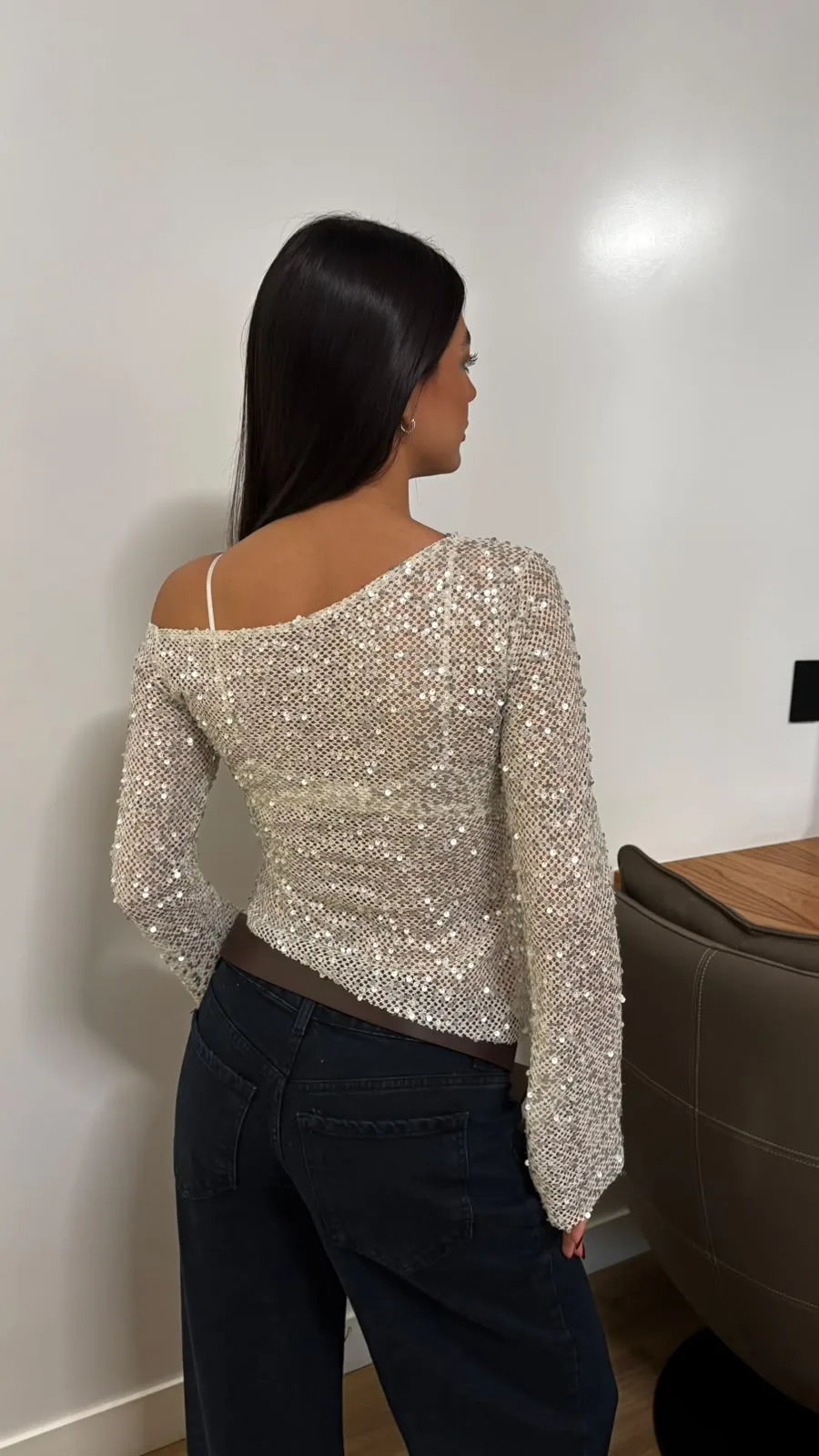 26/T255 - TOP M/L HOMBRO CAIDO - CROCHET LENTEJUELA - Imagen 2