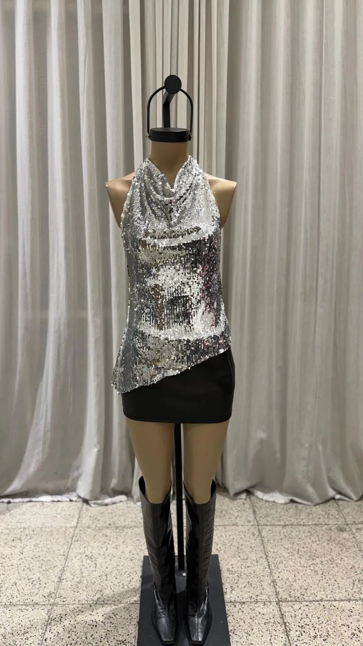 26/T291 - TOP HALTER TIRA SIN ESPALDA CON ACC - LENTEJUELA ARIANE