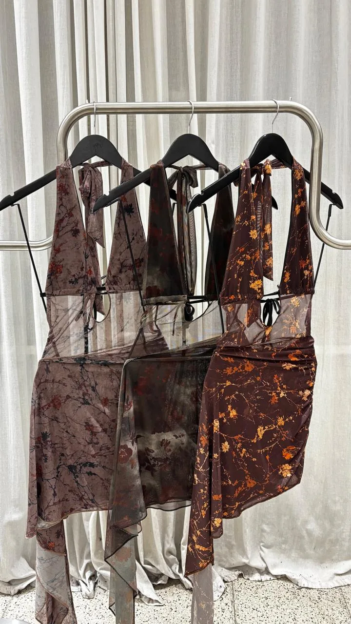 26/V129 - VESTIDO ESCOTE MARILYN PAREO - MICROTUL SUBLIMADO - Imagen 5